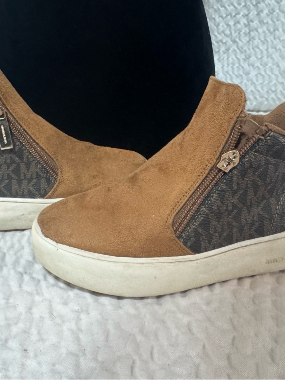 Michael Kors Tan Brown Suede Ankle Boots with Gold Hardware